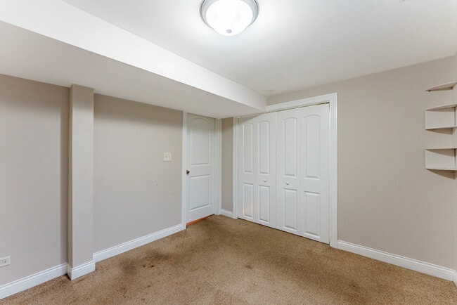 Building Photo - 3345 N Keating Ave