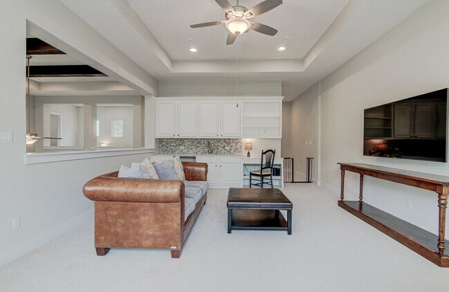 Building Photo - 107 Cascading Water Pl