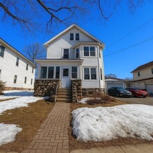 Building Photo - 6 Lexington St