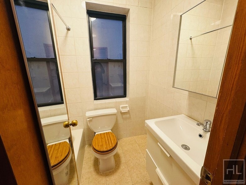 Building Photo - PITT STREET