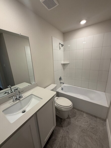 Building Photo - 10325 Baron Dr