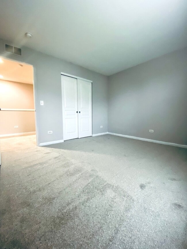 Building Photo - 337 Devoe Dr