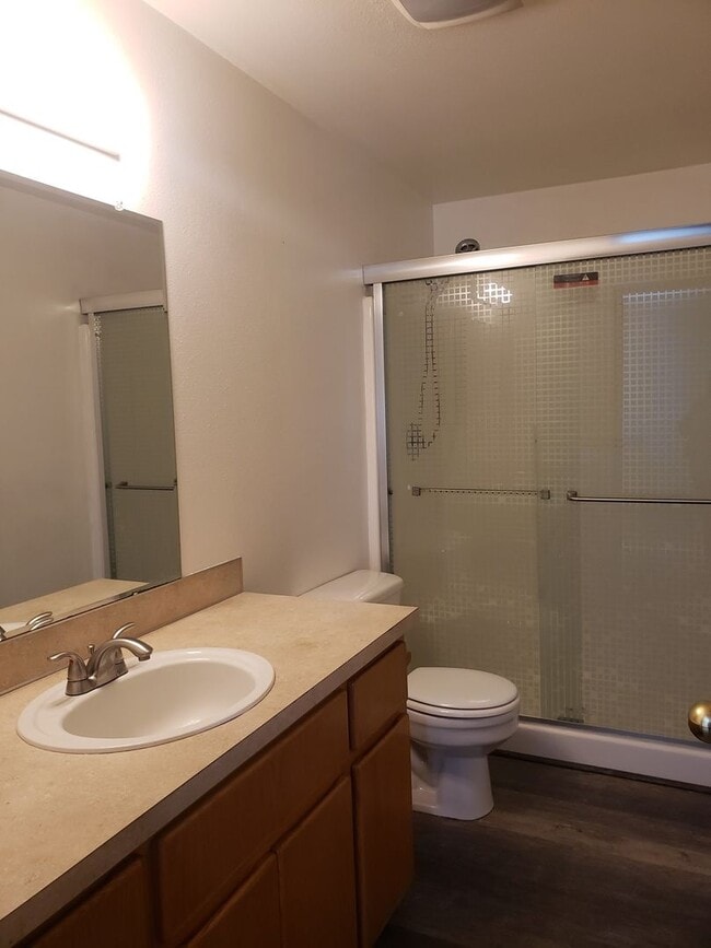 Building Photo - Charming Ranch-Style Home – 3 Bedroom, 2 Bath