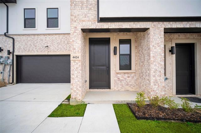 Building Photo - 4424 Fatima Dr