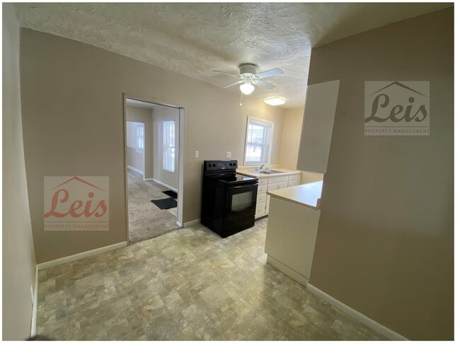 Building Photo - 3031 OH-571