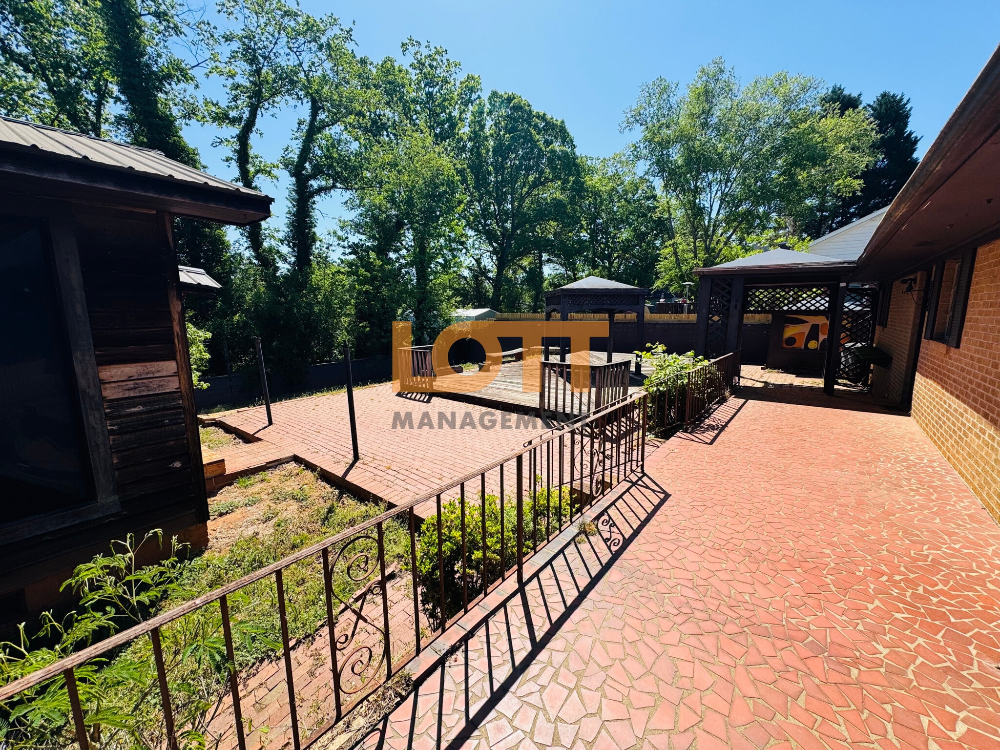 Building Photo - 214 Hunts Bridge Rd