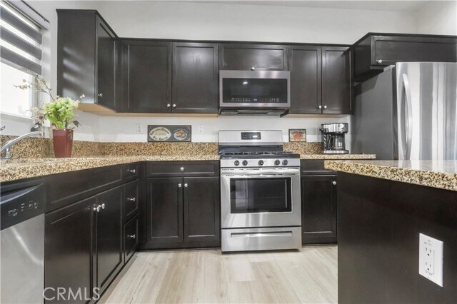 Building Photo - 16768 Olive Tree Ln