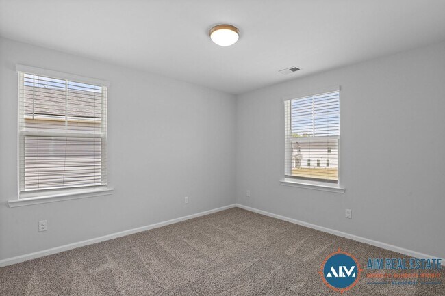 Building Photo - Spacious and Modern 4BR Home in Millstone ...