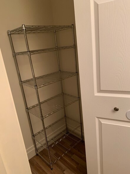 Building Photo - 99 Betts Rd