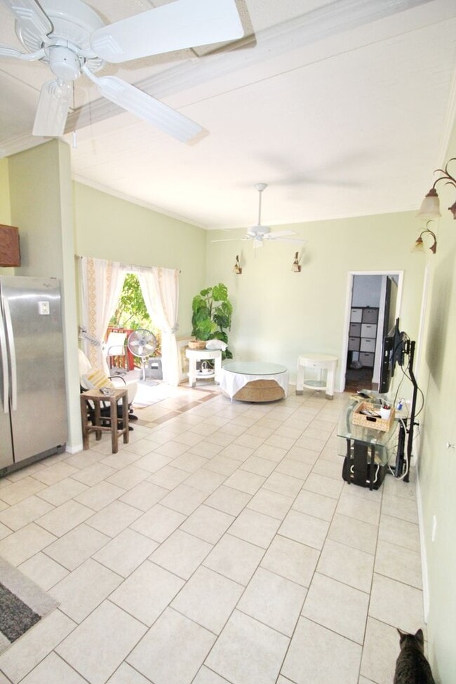 Building Photo - Remodeled Furnished 2 bed / 2 Bath Ohana in Waiehu - Includes Most Utilities