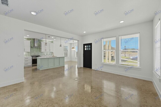Building Photo - 100 Cardinal Wds