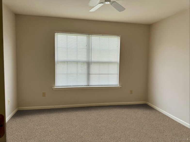 Bedroom 3 - 201 Riverwoods Dr