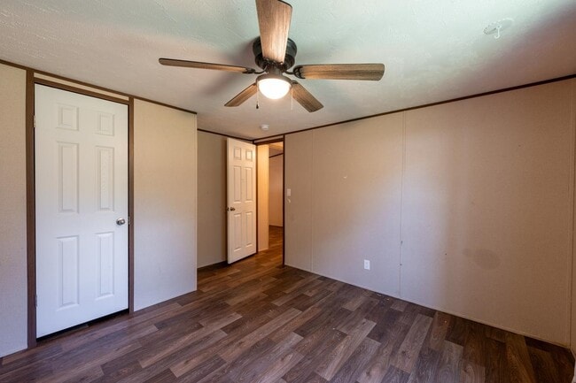 Building Photo - 636 South St