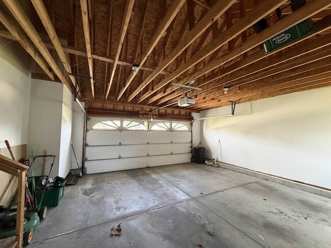 Building Photo - 8 Normandy Way