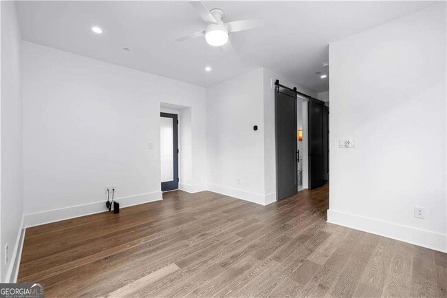 Building Photo - 255 High St