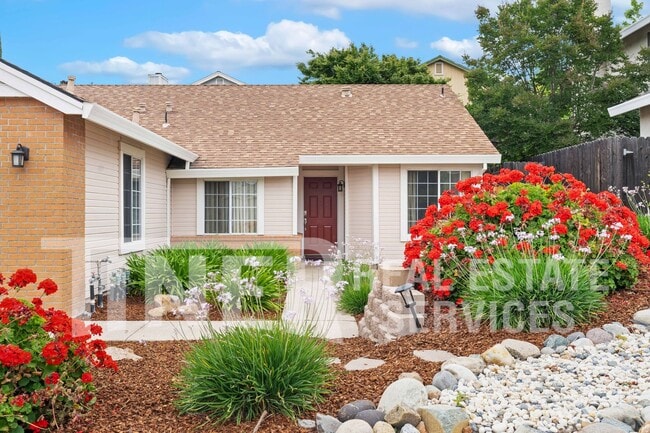Building Photo - 3421 Cobblestone Dr