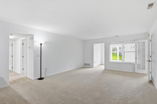 Building Photo - 1335 Millbrook Trail