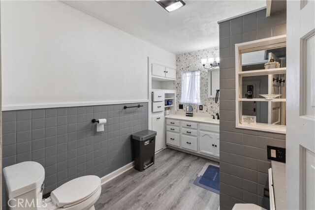 Building Photo - 2167 W 20th St