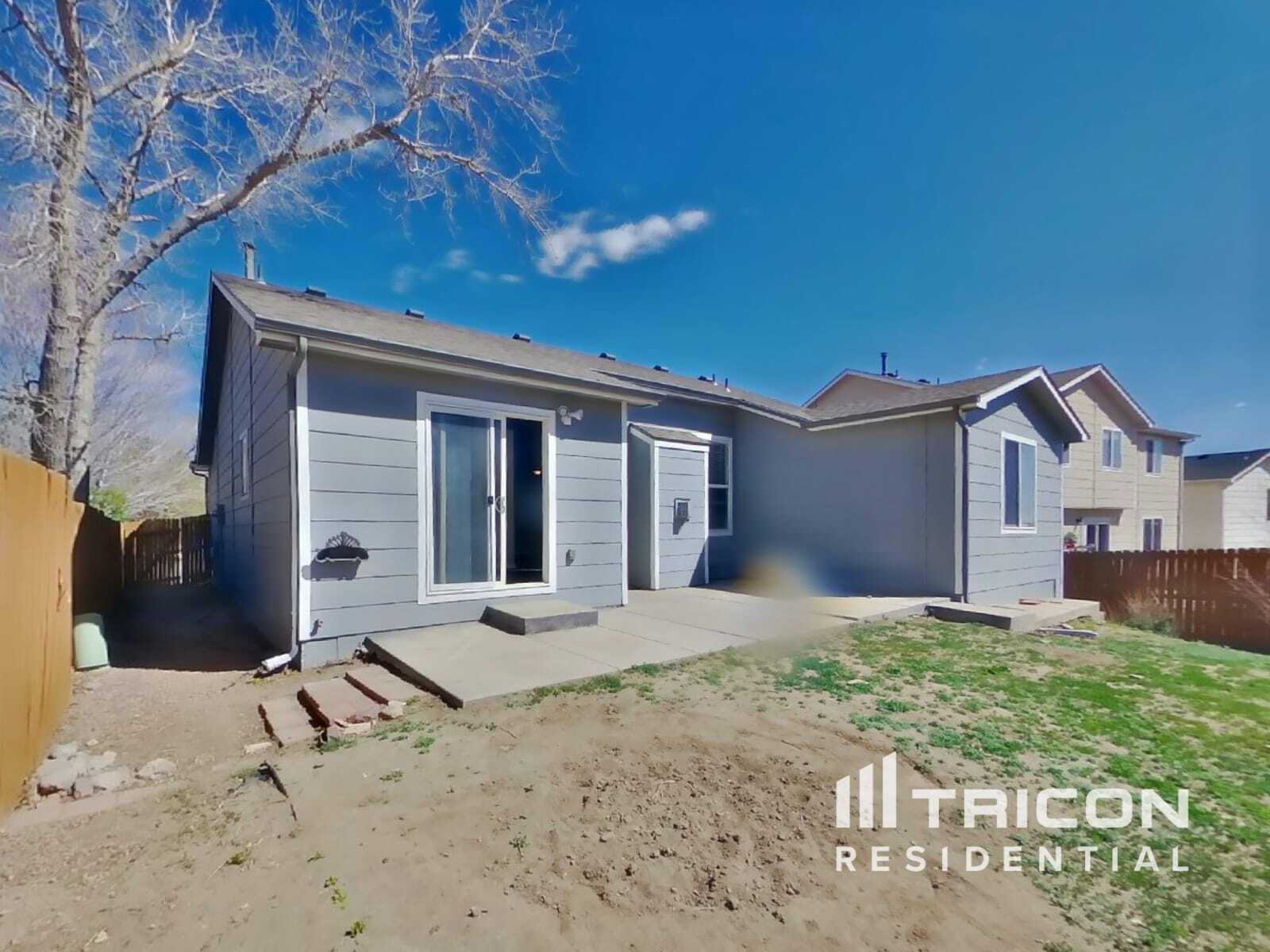 Building Photo - 1115 Legend Oak Dr