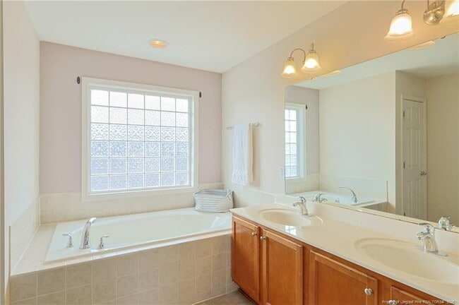 Building Photo - 5725 Azure Dr