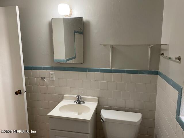 Building Photo - 6128 Longchamp Dr