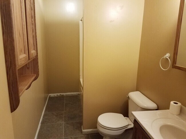 Building Photo - swing1811