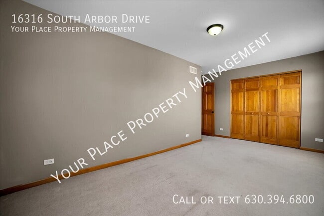 Building Photo - 16316 S Arbor Dr