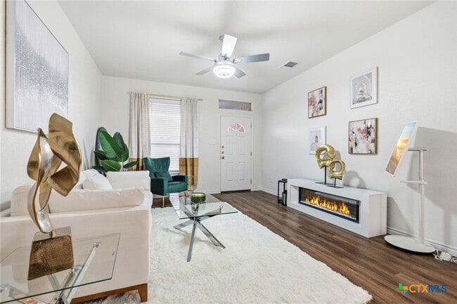 Building Photo - 5109 Rose Petal Ct