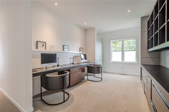 Building Photo - 2269 Briarwood Hills Dr NE