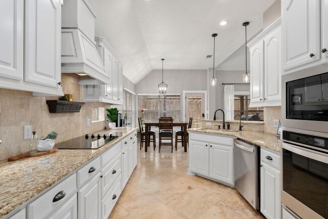 Building Photo - Upgraded 3 Bed Home in Aledo ISD with Office and Spacious Open Layout