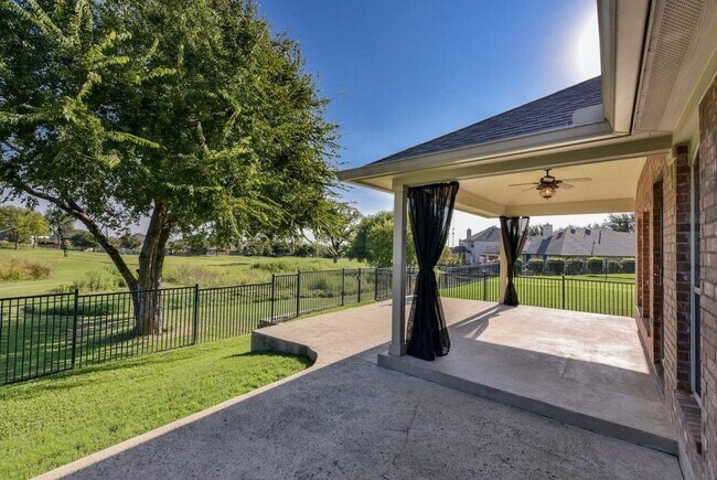 Building Photo - 1614 Hidden Springs Path