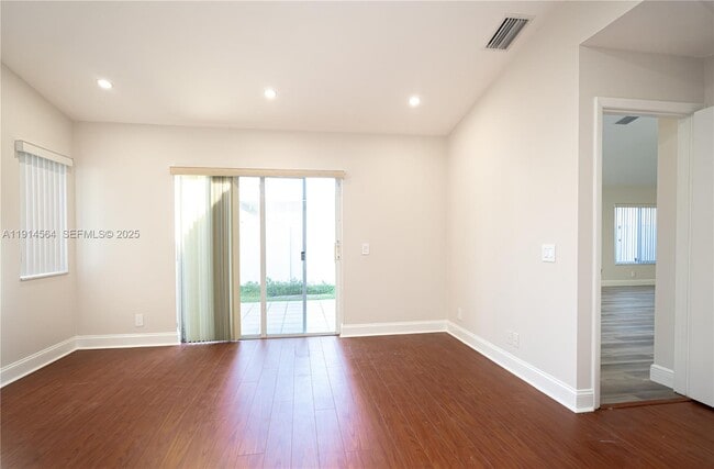 Building Photo - 1592 Salerno Cir