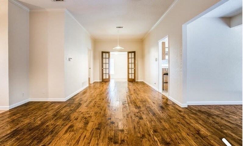 Building Photo - 224 Simmons Dr