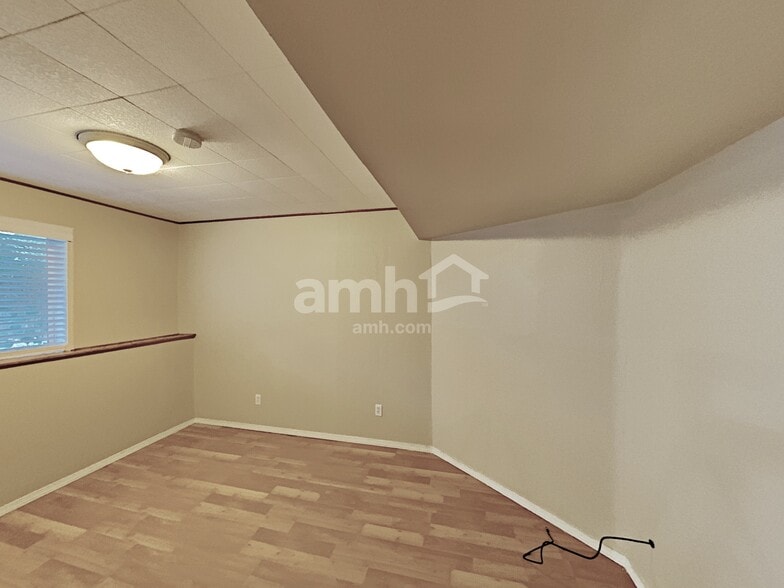 Building Photo - 19065 E Chenango Cir