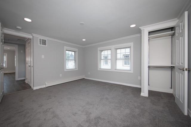 Building Photo - 307 S Ocean Ave