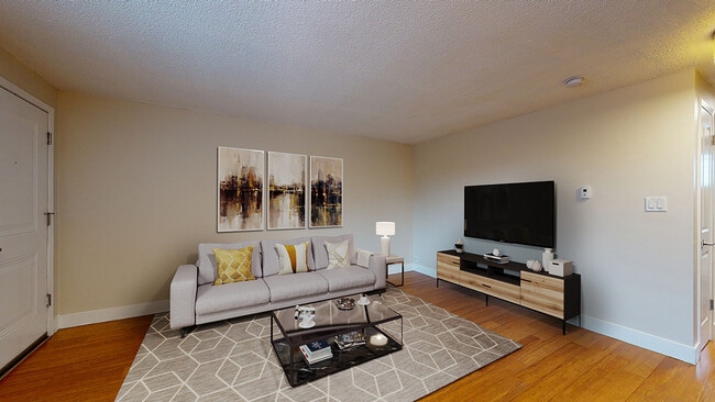 Building Photo - 1202 Logan