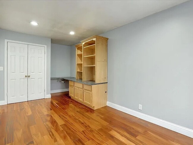 Building Photo - BEAUTIFUL HOME IN SANTA CLARA