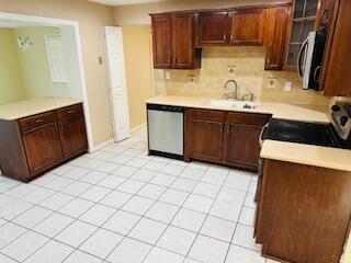 Building Photo - 9482 N Military Trl