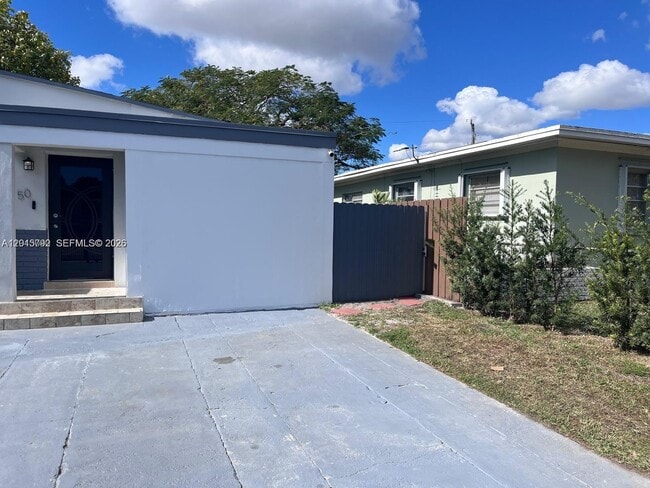 Building Photo - 50 NW 68th Ct