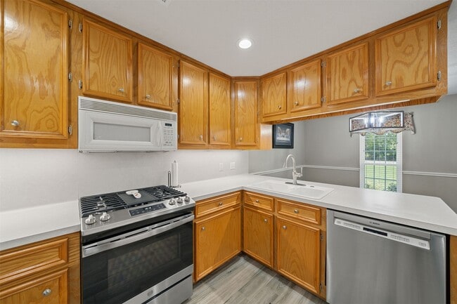 Building Photo - 18823 Cypress Church Rd