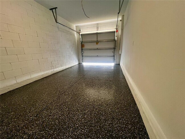 Building Photo - 2959 Canary Ave