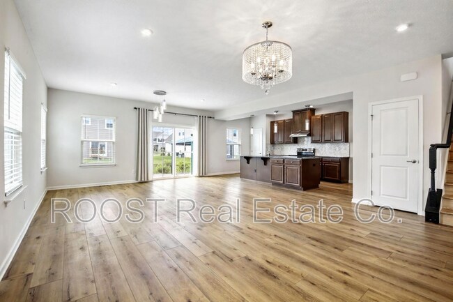 Building Photo - 380 Crownover Way