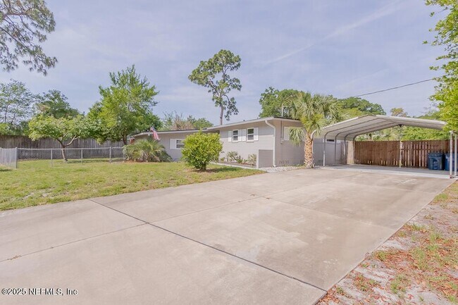 Building Photo - 5640 Coppedge Ave