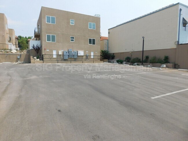 Building Photo - 10215 Tujunga Canyon Blvd