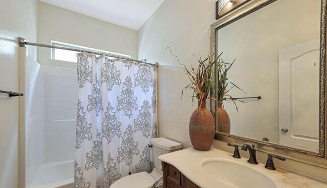 Building Photo - 23865 W Huntington Dr