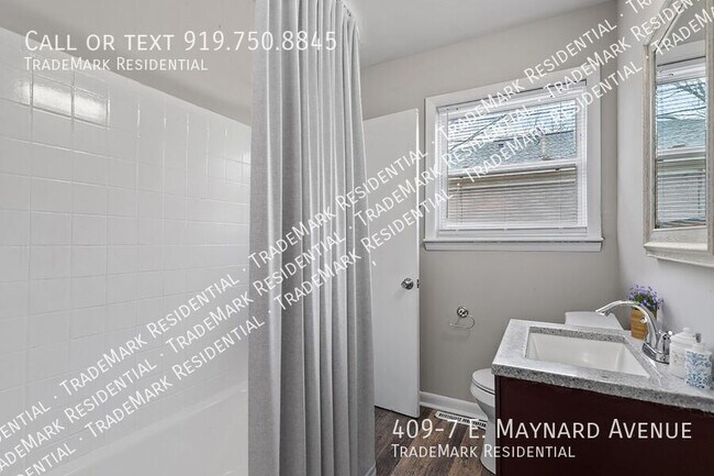 Building Photo - 409-7 E. Maynard Avenue-