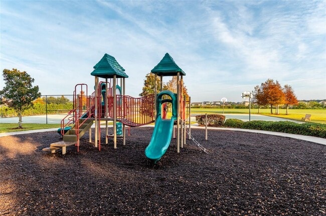 Building Photo - Available early fall ~ Waterside Pointe 3/...