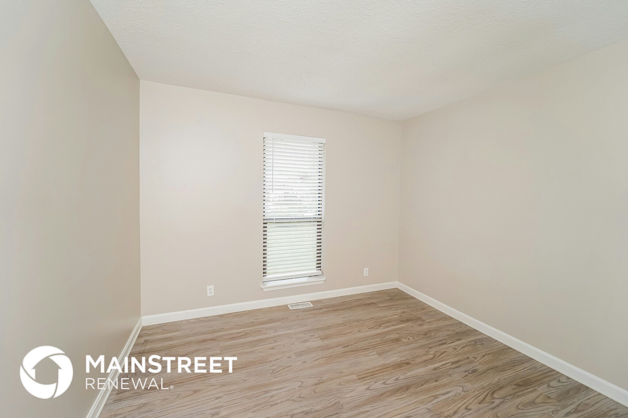 Building Photo - 10603 Turf Ct