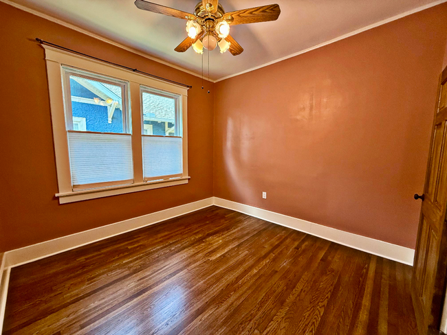 Building Photo - Beautifully Updated Historic Home in Midto...
