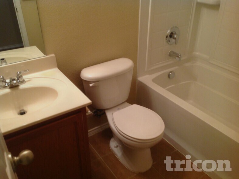 Building Photo - 16325 Cowboy Trail